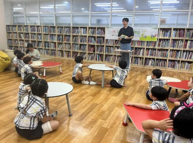 동부도서관, 영유아 대상 일일 도서관...