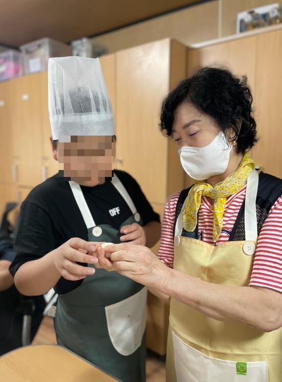안성시 추석 맞이, 다문화 아동과 함...