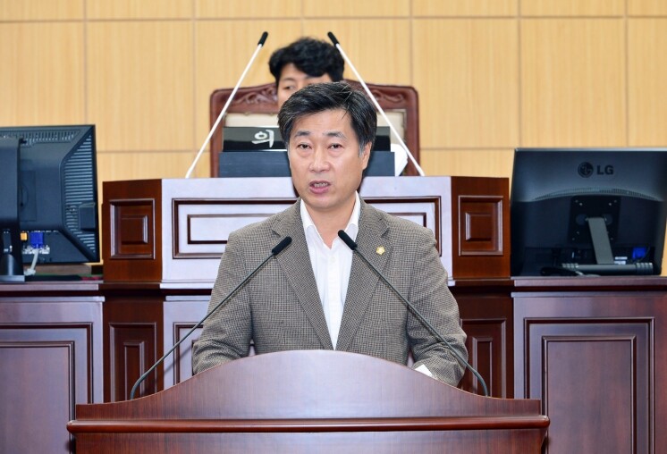 “서영배(전반기 의장) 의원, 제34...