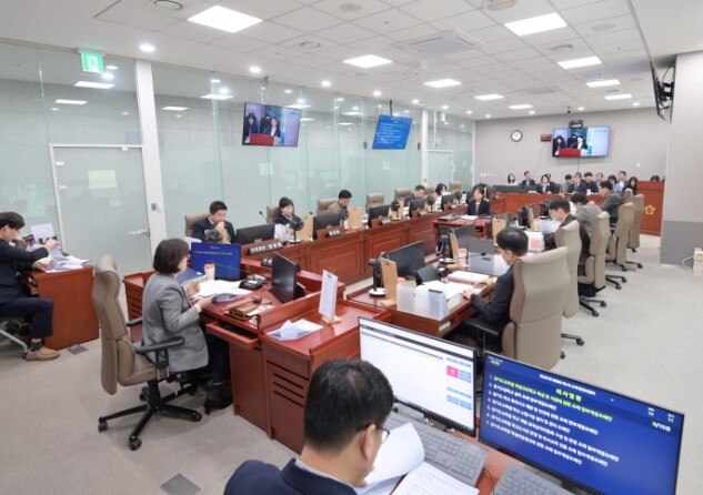 경기도의회 교육행정위원회, 경기도교육...