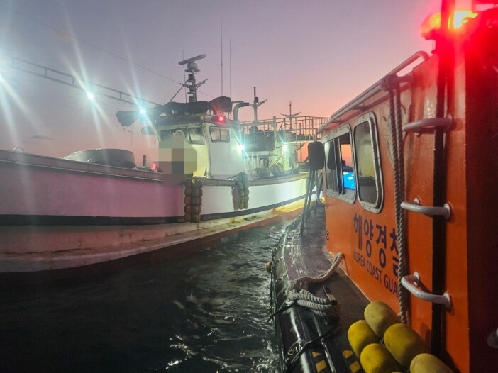 전남 완도군 소덕우도 인근해상 좌초선...