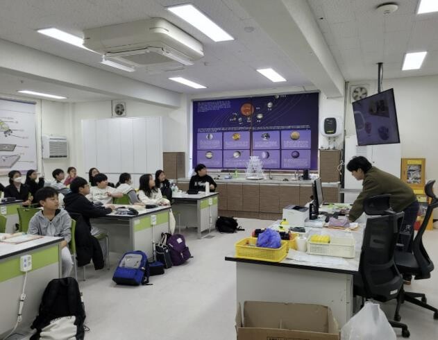 과학실이 달라졌다! 이천교육지원청-이...