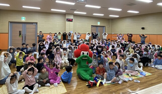 세종시 연세유치원·해밀유치원, 이웃돕...