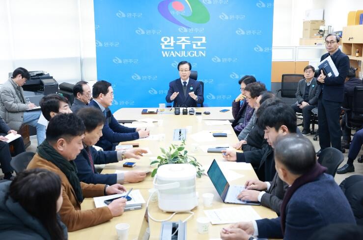 유희태 완주군수 “일방적 통합 논의 ...